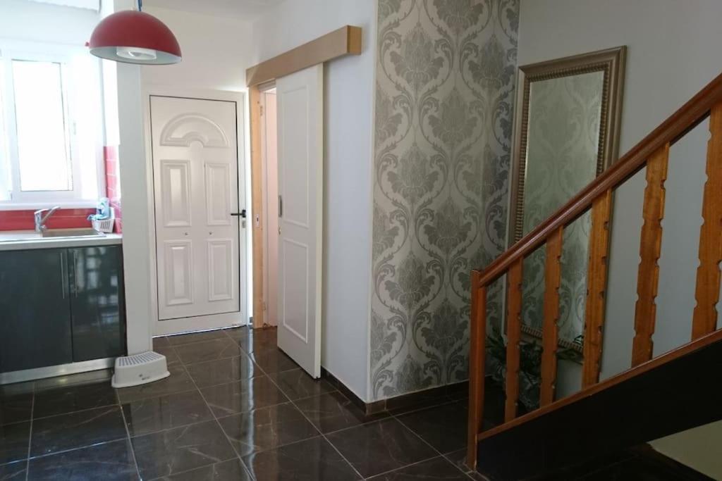 Isabella Court Townhouse Near Venus Beach And Lidl Paphos Extérieur photo