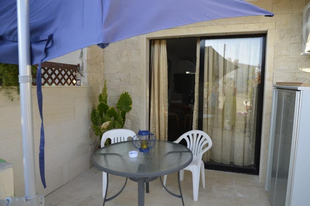 Isabella Court Townhouse Near Venus Beach And Lidl Paphos Extérieur photo