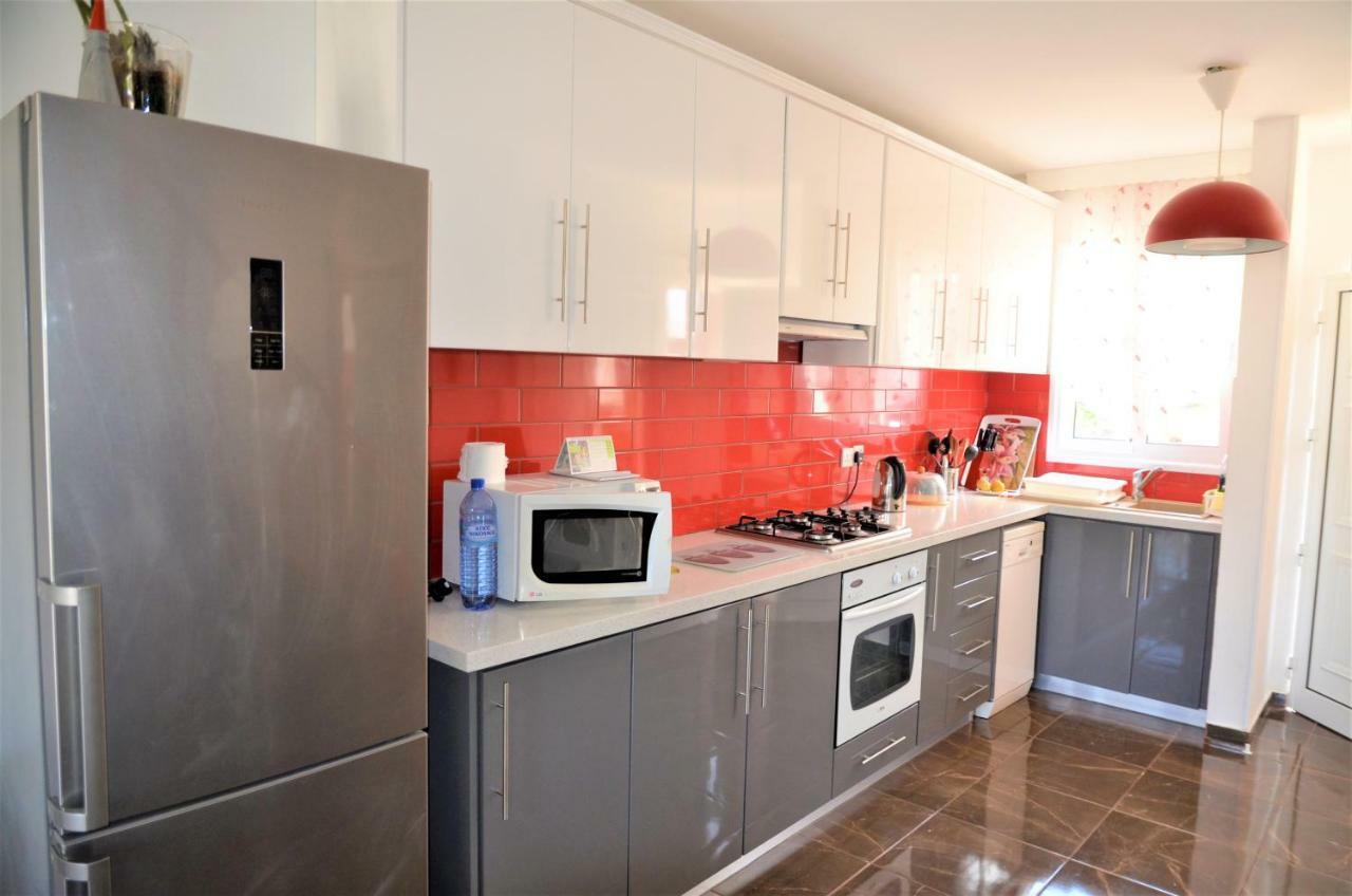 Isabella Court Townhouse Near Venus Beach And Lidl Paphos Extérieur photo